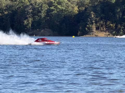 Y-16 underway during testing at Hydrobowl
